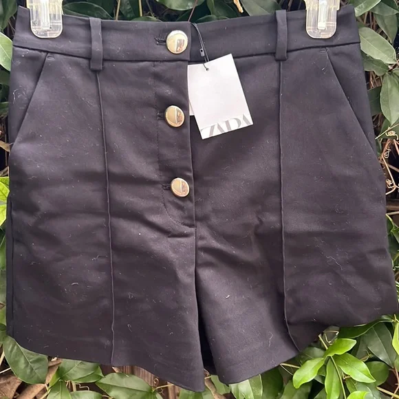 Zara Shorts - Picture 2 of 4